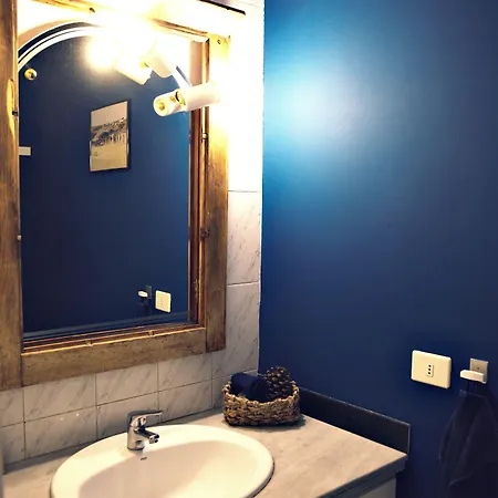 Vandrerhjem Hitide House