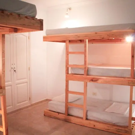 Hitide House Vandrerhjem *