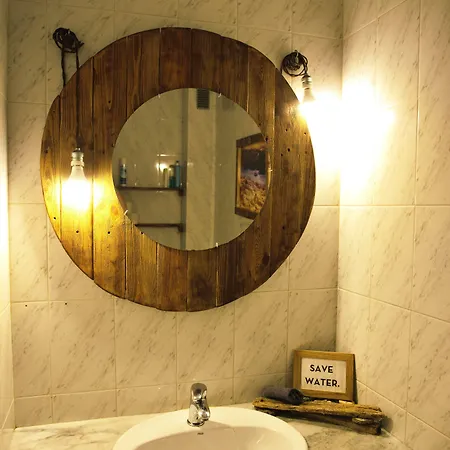 بيت شباب Hitide House *