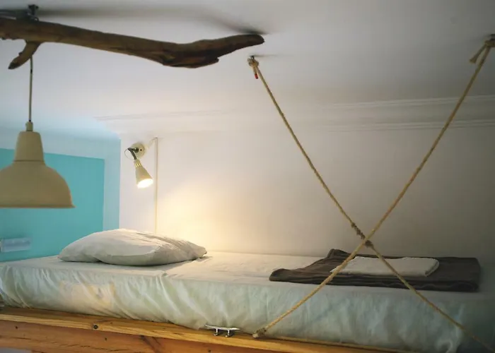 Hitide House Auberge de jeunesse *