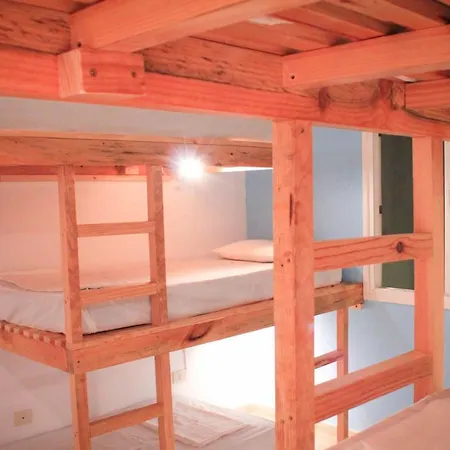 ホステル Hitide House