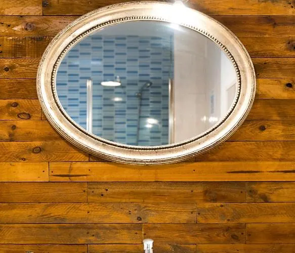 Hitide House Vandrarhem *