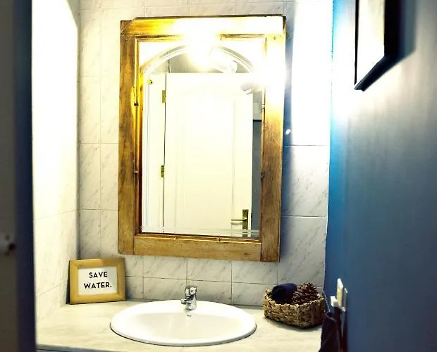 Hitide House Vandrarhem *