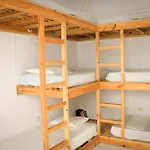 Hostel Hitide House *
