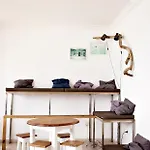 Hitide House Hostel